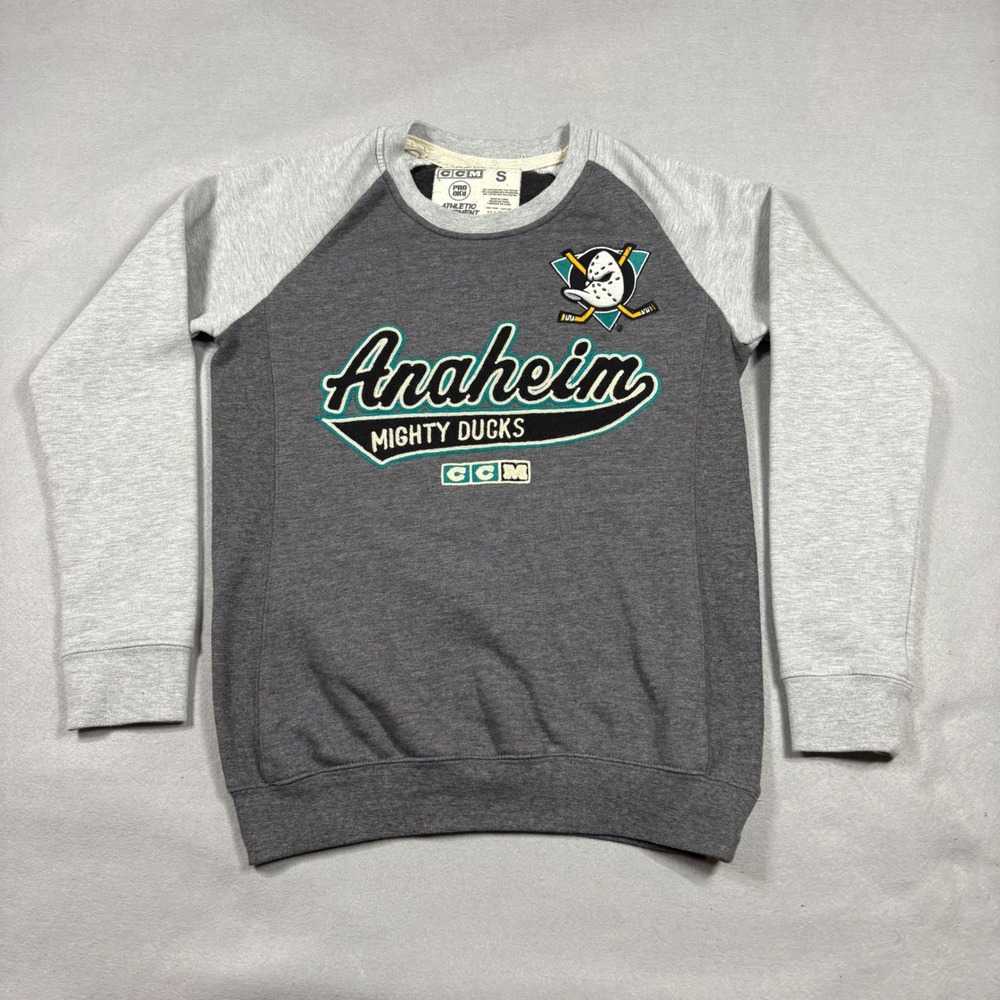 CCM Anaheim Mighty Ducks Sweatshirt Mens Small Grey Raglan NHL Hockey Fleece